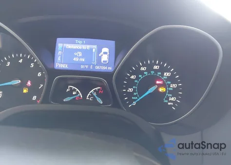 2013 Ford Focus Se z USA, uszkodzony, nr VIN 1FADP3F23DL193309